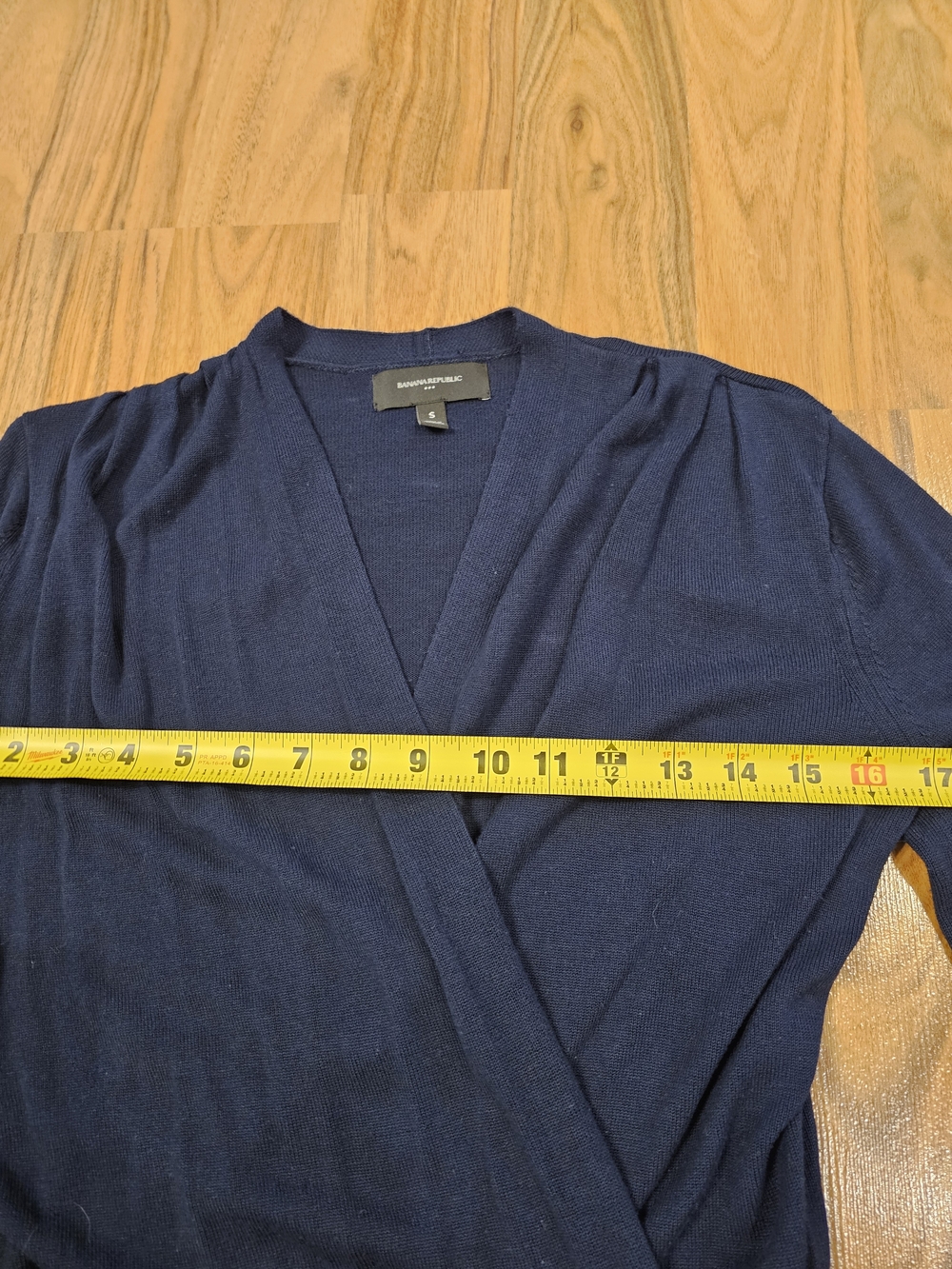 Banana Republic Navy Rayon Wrap Style Sweater Women's Small - Picture 8 of 15